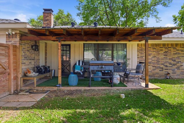 1519 Chisolm Trail, Lewisville, TX 75077