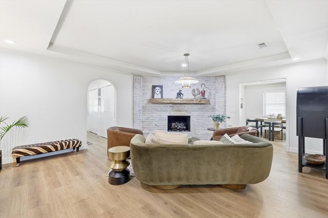 1519 Chisolm Trail, Lewisville, TX 75077