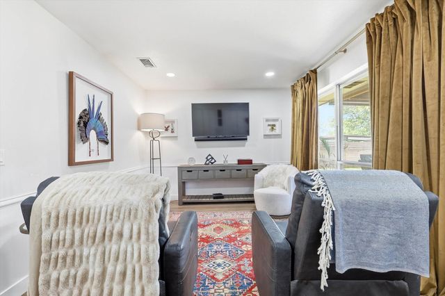 1519 Chisolm Trail, Lewisville, TX 75077