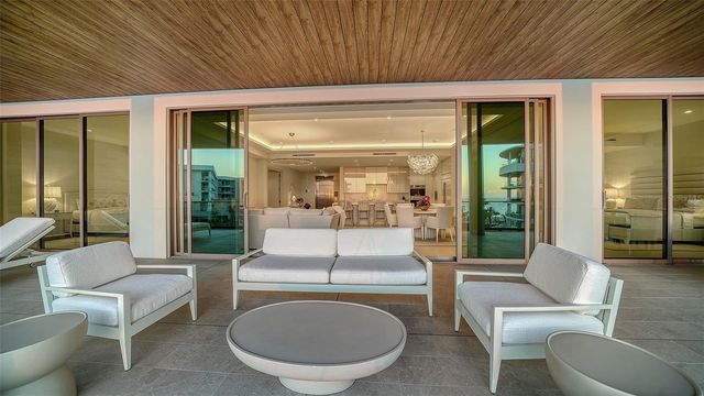 1581 GULF OF MEXICO DRIVE 406, Longboat Key, FL 34228