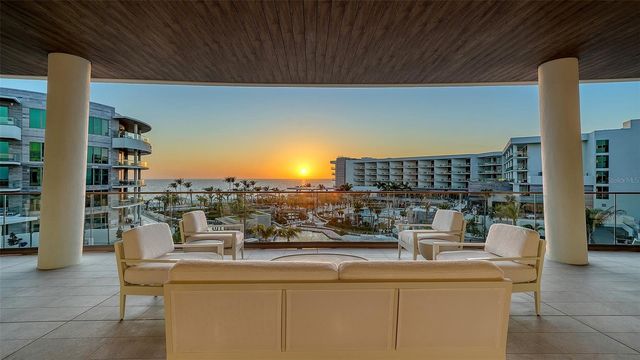 1581 GULF OF MEXICO DRIVE 406, Longboat Key, FL 34228