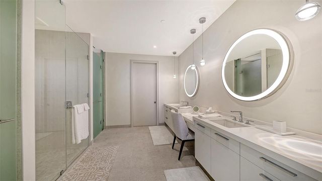 1581 GULF OF MEXICO DRIVE 406, Longboat Key, FL 34228