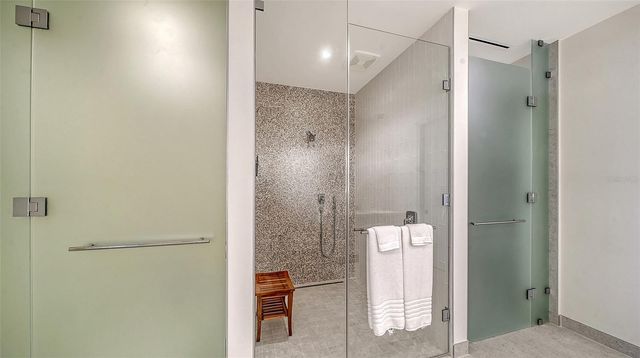 1581 GULF OF MEXICO DRIVE 406, Longboat Key, FL 34228