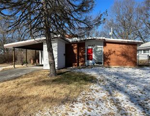 6647 Bitteroot Lane, Berkeley, MO 63134