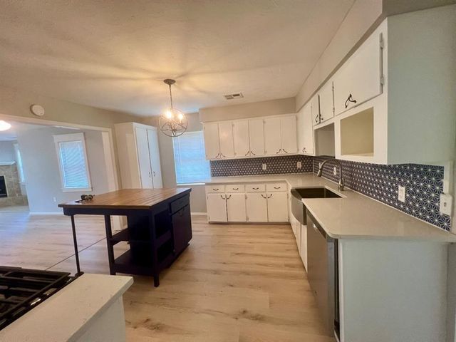 9904 SE 43rd Street, Oklahoma City, OK 73150