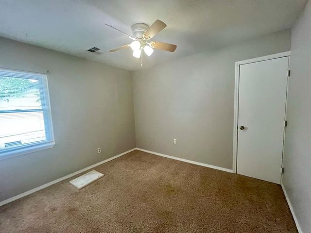 9904 SE 43rd Street, Oklahoma City, OK 73150