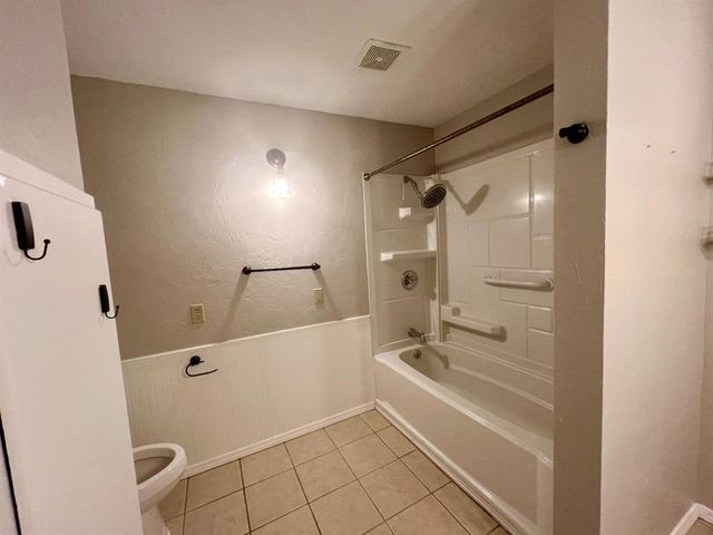9904 SE 43rd Street, Oklahoma City, OK 73150