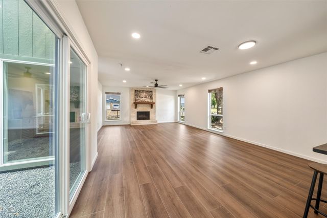 15826 Stonehaven Drive, Houston, TX 77059