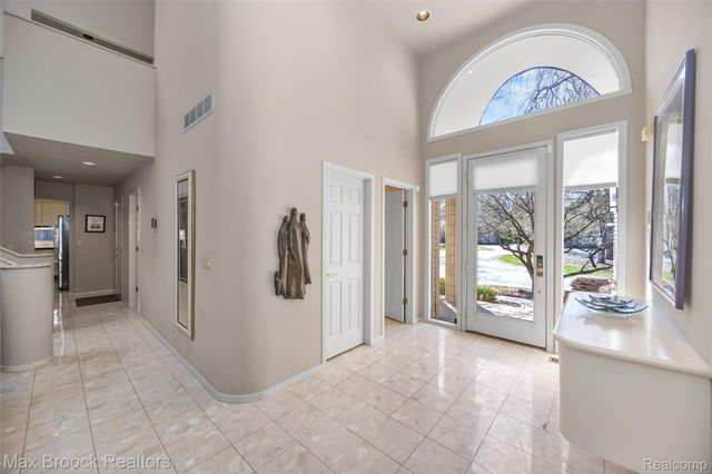 1603 Franklin Hills Drive 1, Bloomfield Hills, MI 48302