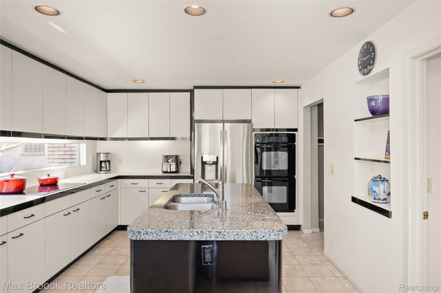 1603 Franklin Hills Drive 1, Bloomfield Hills, MI 48302