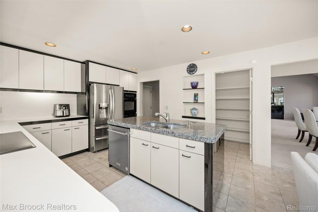 1603 Franklin Hills Drive 1, Bloomfield Hills, MI 48302