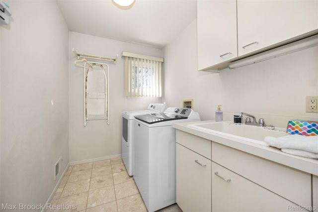 1603 Franklin Hills Drive 1, Bloomfield Hills, MI 48302
