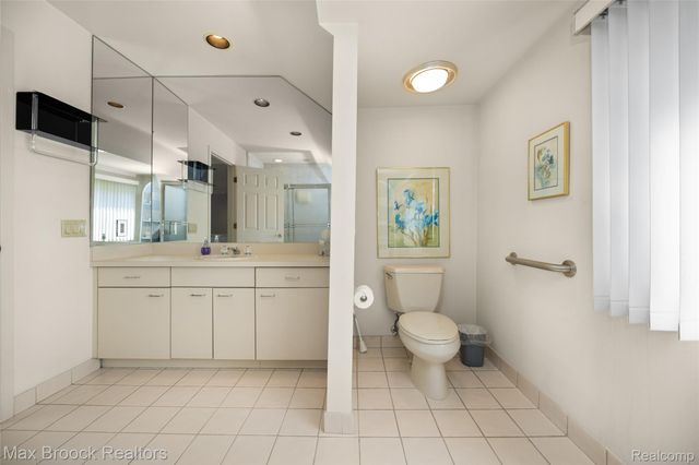 1603 Franklin Hills Drive 1, Bloomfield Hills, MI 48302