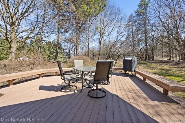 1603 Franklin Hills Drive 1, Bloomfield Hills, MI 48302