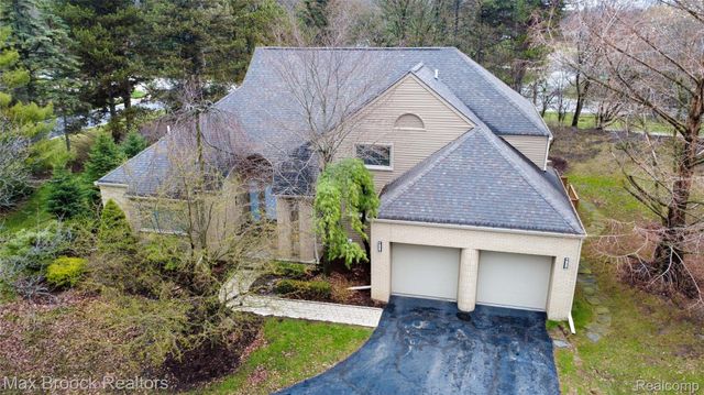 1603 Franklin Hills Drive 1, Bloomfield Hills, MI 48302