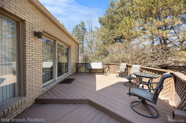 1603 Franklin Hills Drive 1, Bloomfield Hills, MI 48302