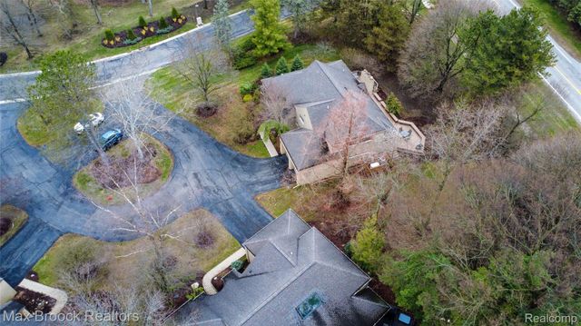 1603 Franklin Hills Drive 1, Bloomfield Hills, MI 48302