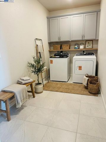 5409 Kestrel Ct., Antioch, CA 94531