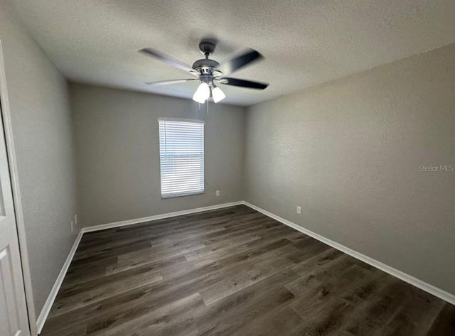 9725 FOX HOLLOW ROAD, Tampa, FL 33647