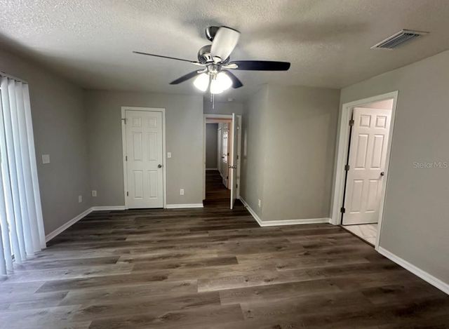 9725 FOX HOLLOW ROAD, Tampa, FL 33647
