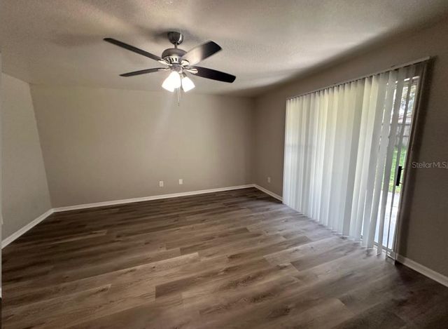 9725 FOX HOLLOW ROAD, Tampa, FL 33647
