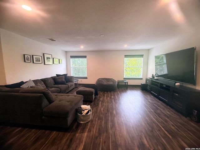 6431 Palmetto Way, San Antonio, TX 78253