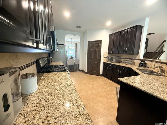 6431 Palmetto Way, San Antonio, TX 78253