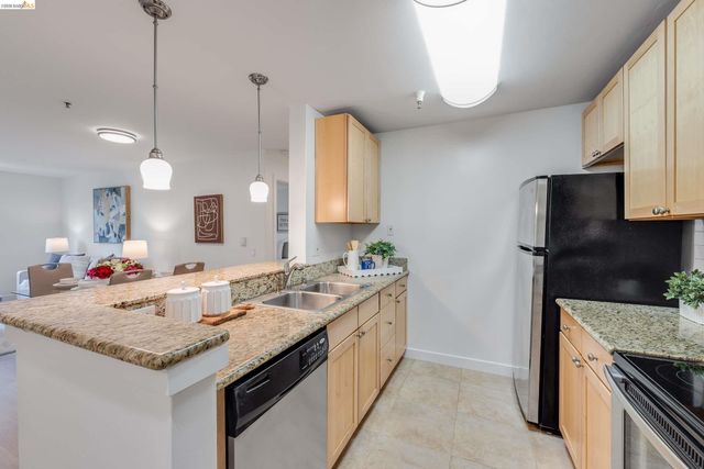 6400 Christie Ave 4118, Emeryville, CA 94608