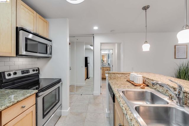 6400 Christie Ave 4118, Emeryville, CA 94608