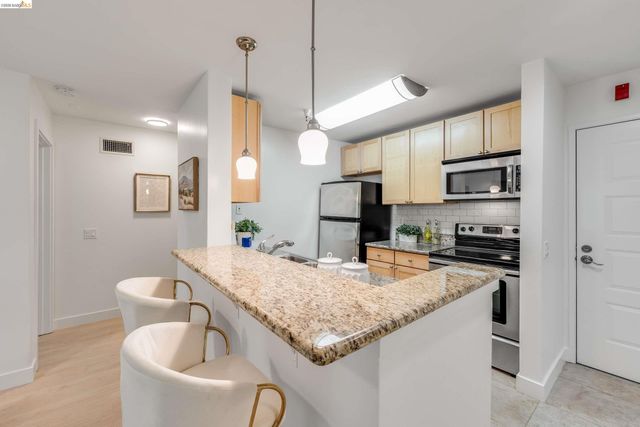6400 Christie Ave 4118, Emeryville, CA 94608