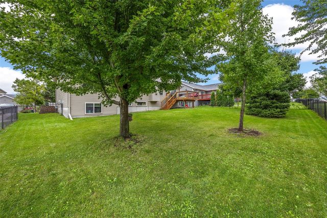 5503 Ruhd Street SW, Cedar Rapids, IA 52404