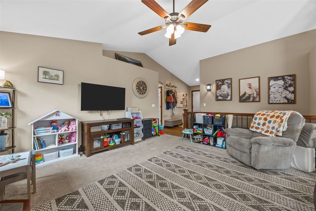 5503 Ruhd Street SW, Cedar Rapids, IA 52404