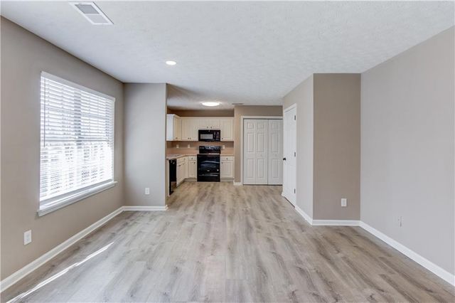 614 Anns Way, Winder, GA 30680