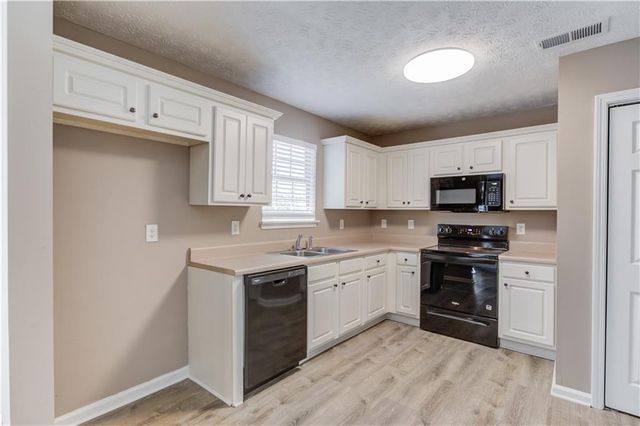 614 Anns Way, Winder, GA 30680