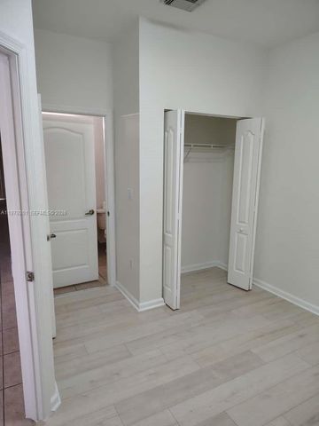 21207 NW 14th Pl 1-28, Miami Gardens, FL 33169