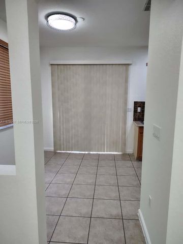 21207 NW 14th Pl 1-28, Miami Gardens, FL 33169