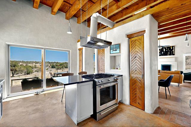 46 Principe De Paz, Santa Fe, NM 87508