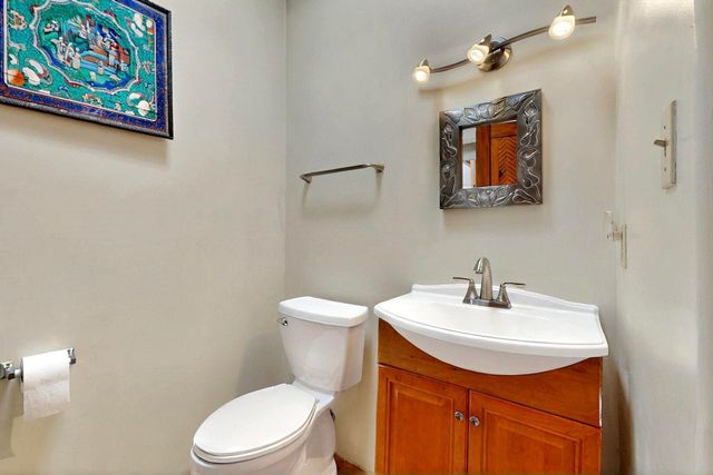 46 Principe De Paz, Santa Fe, NM 87508