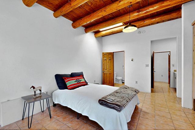 46 Principe De Paz, Santa Fe, NM 87508
