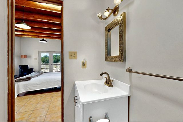 46 Principe De Paz, Santa Fe, NM 87508