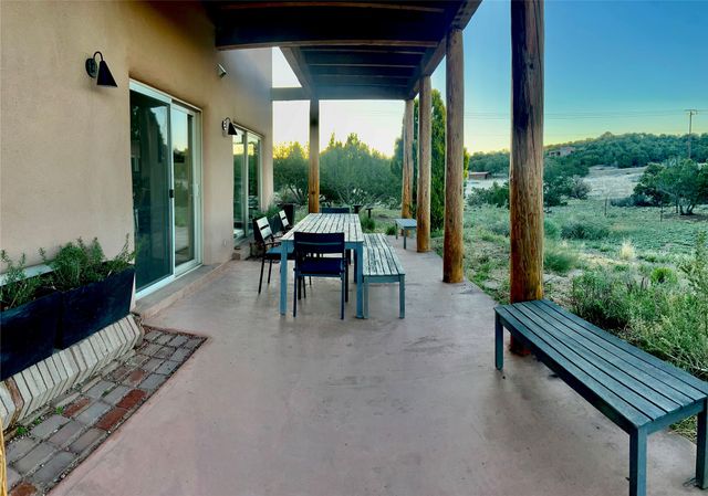 46 Principe De Paz, Santa Fe, NM 87508