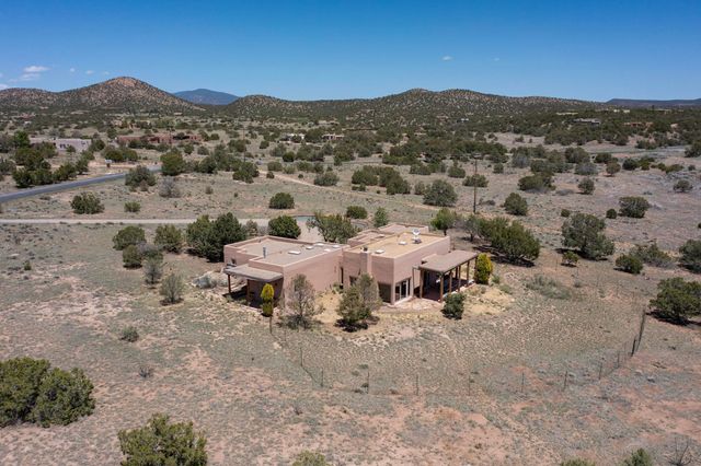 46 Principe De Paz, Santa Fe, NM 87508