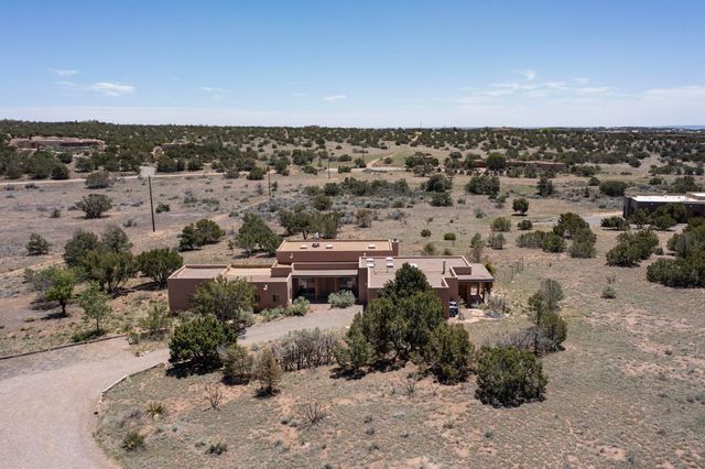 46 Principe De Paz, Santa Fe, NM 87508