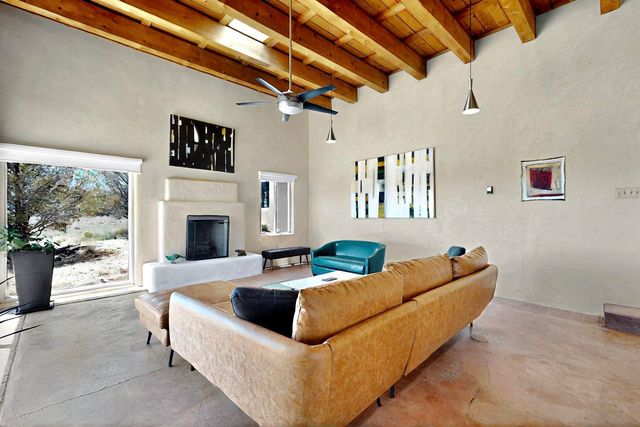 46 Principe De Paz, Santa Fe, NM 87508