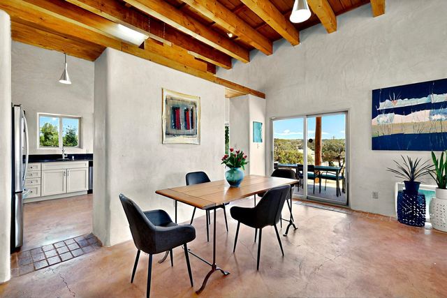 46 Principe De Paz, Santa Fe, NM 87508