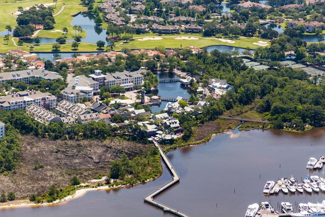 822 Harbour Pointe Drive 822, Miramar Beach, FL 32550