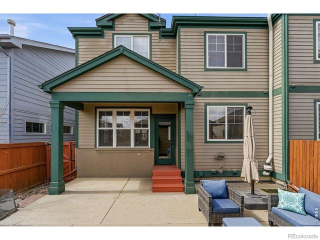 232 River View Court, Longmont, CO 80501