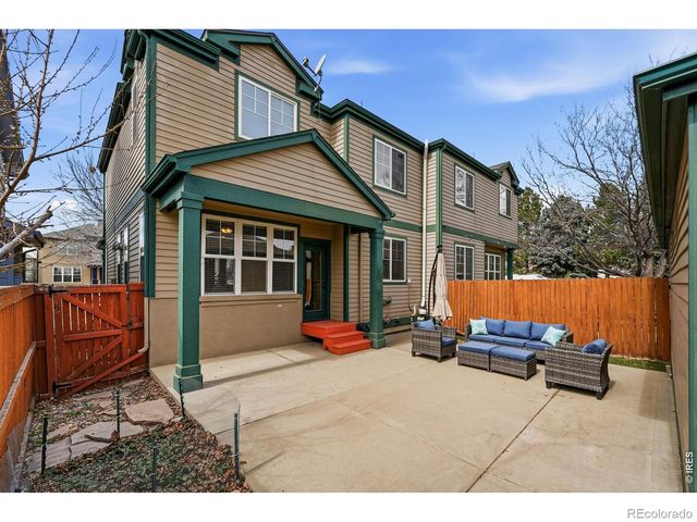 232 River View Court, Longmont, CO 80501