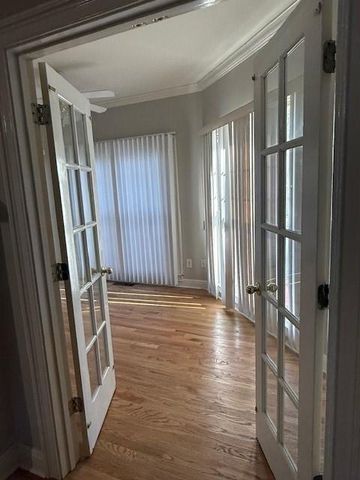 110 Emerald Lake Drive, Fayetteville, GA 30215