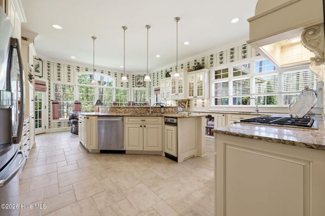 6 Augusta Drive, Southern Pines, NC 28387